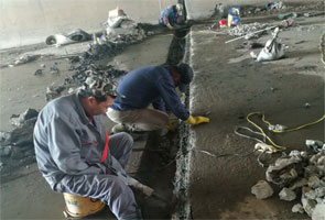 海口铁路框架桥伸缩缝堵漏